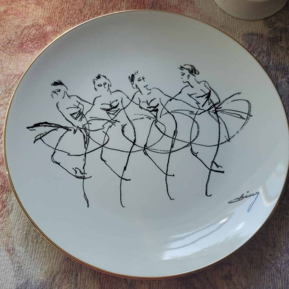 Ching Gallery Ballet Printed Decor Plate